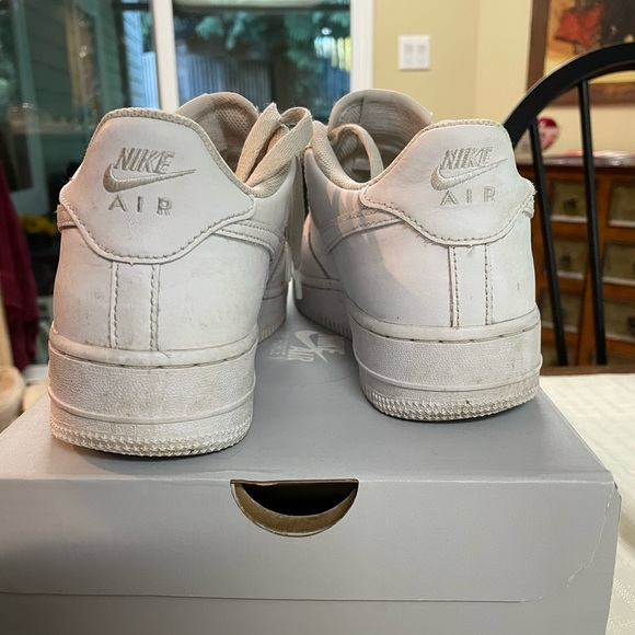 I am selling size 7 youth air forces (worn) condition 6/10 - Picture 2 of 3